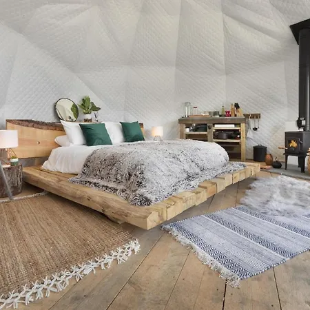 Lakeside Geo Dome Overlooking Windermere Роскошный шатер Лейксайд