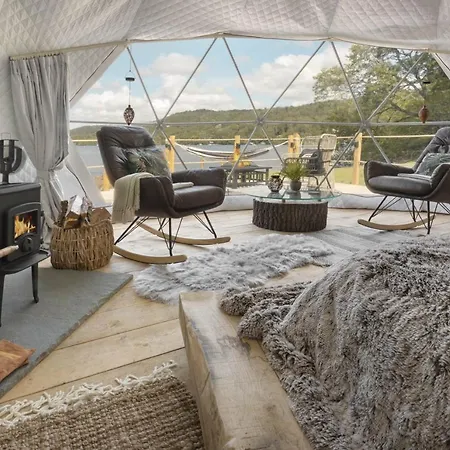 Lakeside Geo Dome Overlooking Windermere *