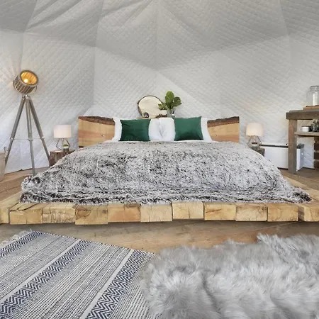 Lakeside Geo Dome Overlooking Windermere Luxury tent *
